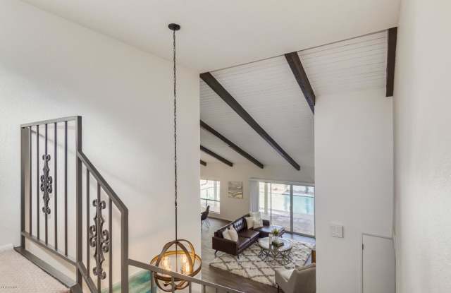 7322 E SOLCITO Lane Gallery 4