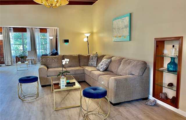 14155 Old Cutler Rd Gallery 2
