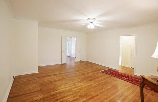 1261 Kingsley Circle NE Gallery 4