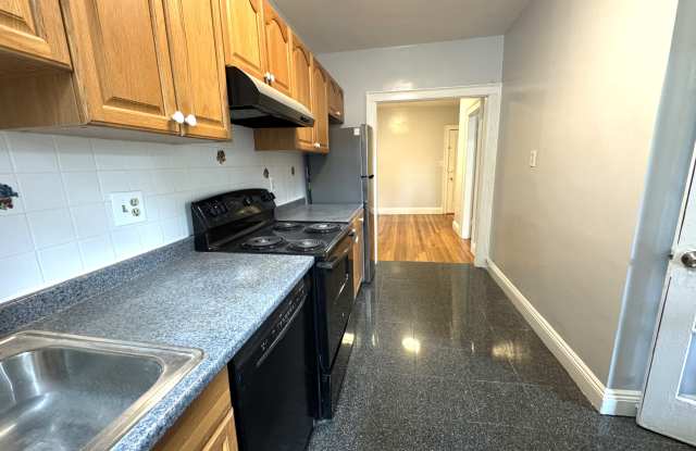 52 Strathmore Rd photos photos