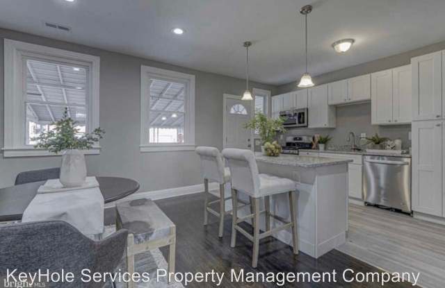 4216 Shamrock Avenue Gallery 4