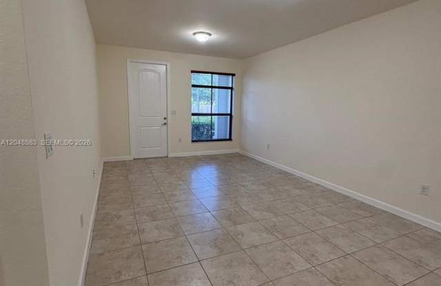 17460 Southwest 153rd Avenue Gallery 2
