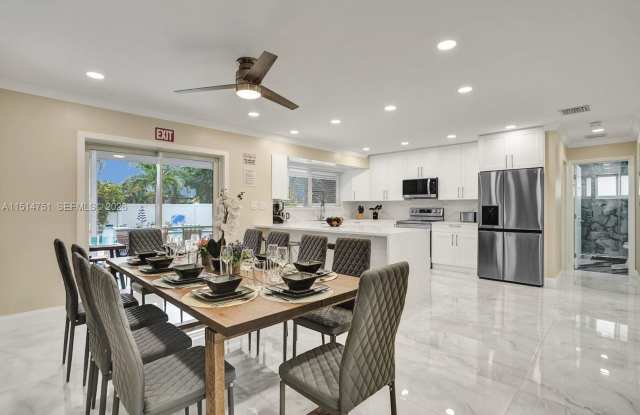 5500 Cleveland Street, Hollywood, FL 33021 Gallery 4