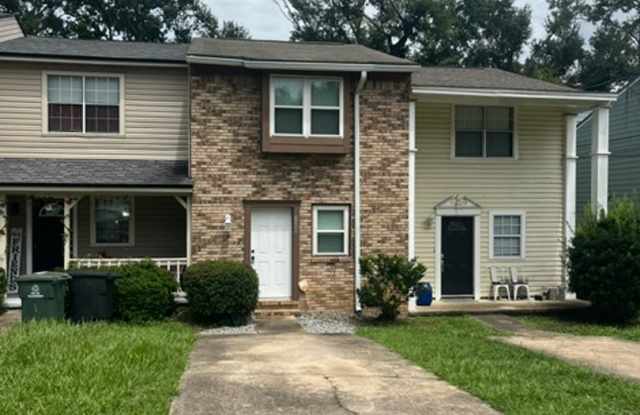 Stunning 2 Bed, 2 1/2 Bath Townhouse Available Now photos photos Stunning 2 Bed, 2 1/2 Bath Townhouse Available Now photos photos