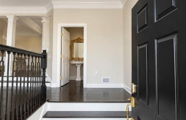 13535 FLOWERFIELD Drive Gallery 2