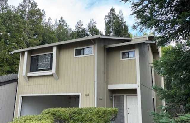 2421 Willow Tree Lane - 1 - 2421 Willow Tree Lane, Martinez, CA 94553