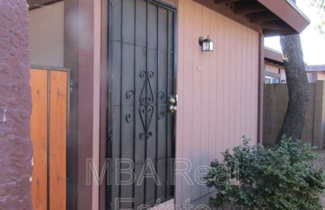 828 S Hacienda Dr photos photos