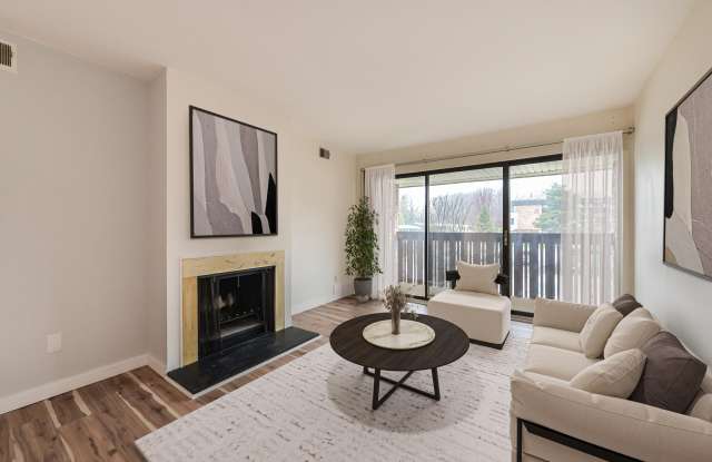 1265 S Maple Road photos photos