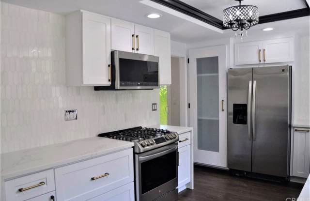 2137 Woodhollow Lane Gallery 3