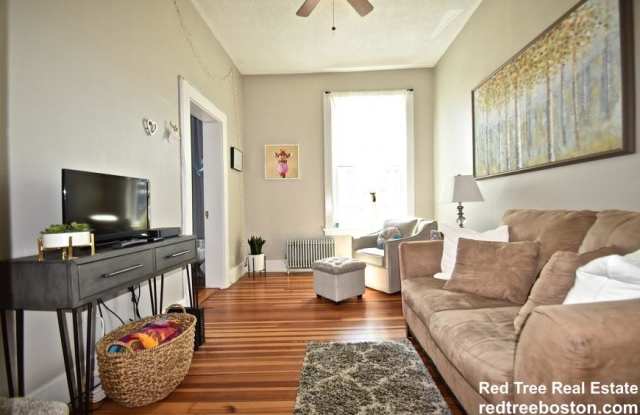 554 East 4th St. photos photos