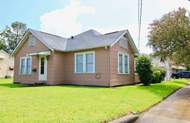 401 East Sterling Avenue-1 Gallery 3