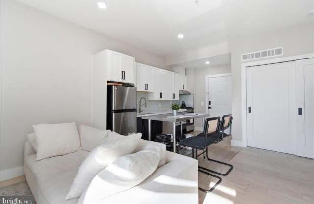 1028 BLADENSBURG Road NE Gallery 4