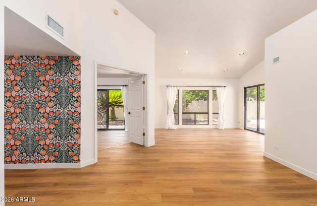 4850 E PASEO Way Gallery 2