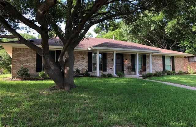 2817 Mollimar Drive Gallery 2