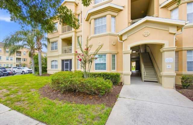 301 TERRACE RIDGE Circle Gallery 3