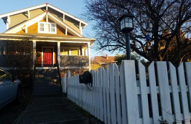 1316 PERRY AVENUE Gallery 2