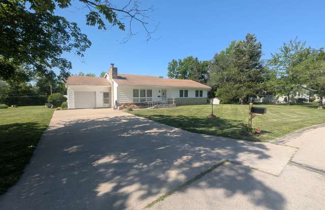 2221 Millwood Dr photos photos