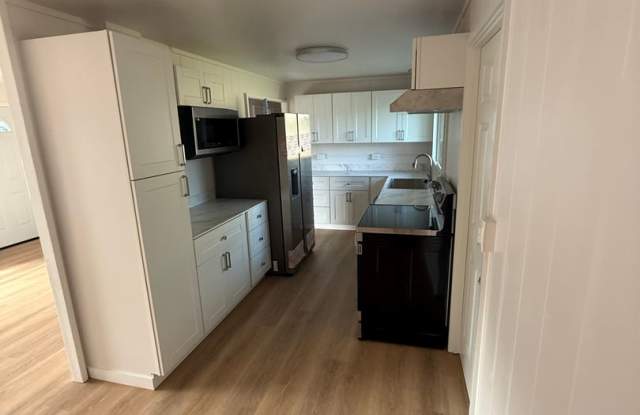 Fully renovated Laukona 5 bed 3 bath home photos photos