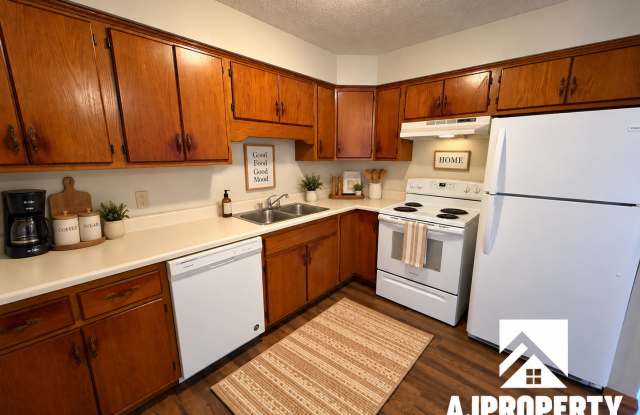 Keystone Apartments - 601 Teton Gallery 3