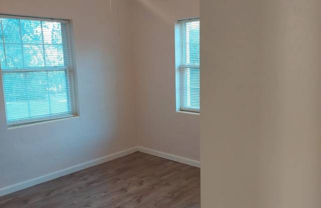 2405 Dozier Drive Gallery 2