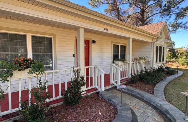 Newly Renovated 3 bedroom home in Miramar Beach photos photos