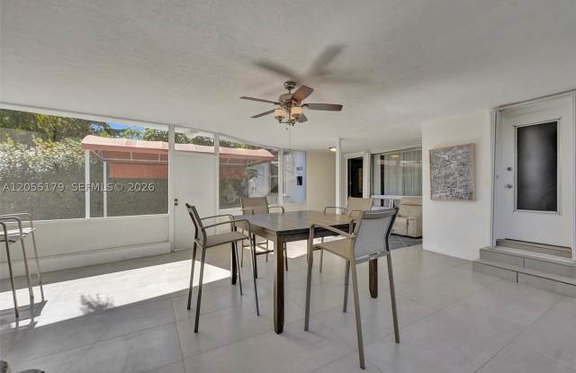 9072 Froude Ave Gallery 3