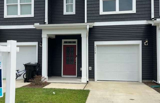 Nice townhome in great location photos photos