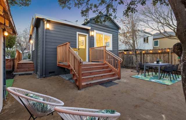 1228 Hopkins St photos photos