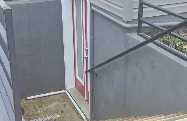 8528 Central Ave photos photos