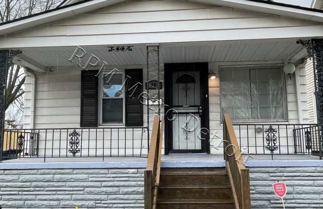 Nestled in River Rouge photos photos