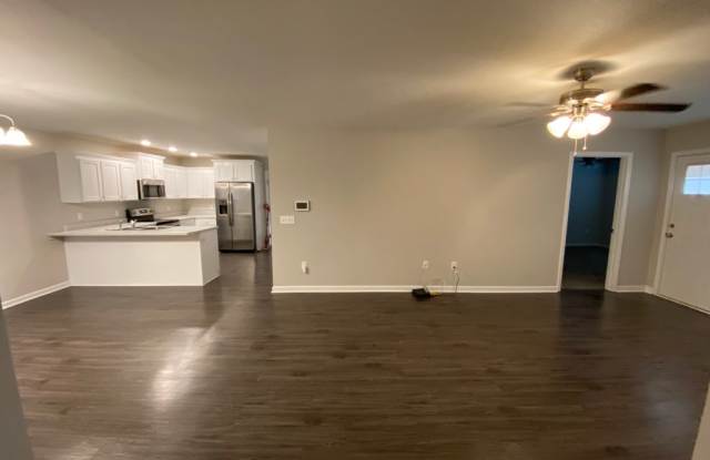 6033 Virginia Pines Gallery 3