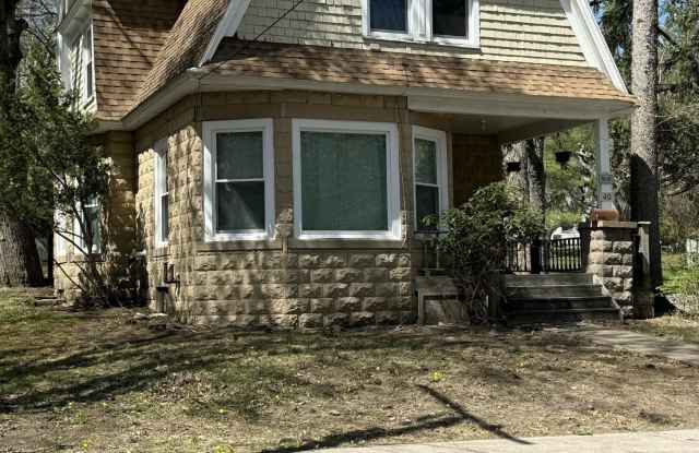 40 Fairview Avenue photos photos