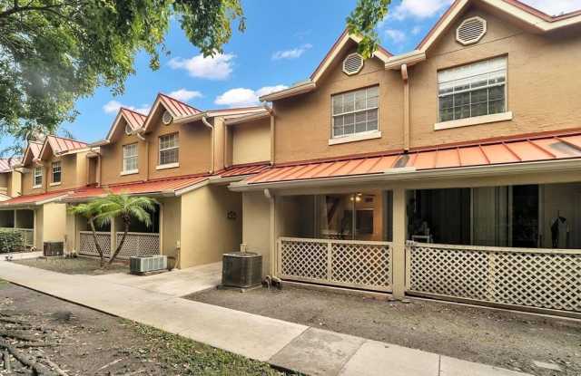 18352 NW 68 AV - 18352 Northwest 68th Avenue, Country Club, FL 33015 18352 NW 68 AV - 18352 Northwest 68th Avenue, Country Club, FL 33015