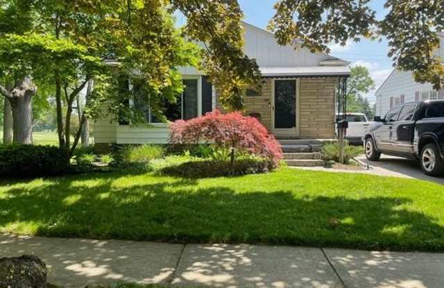 1944 BROOKWOOD Avenue photos photos
