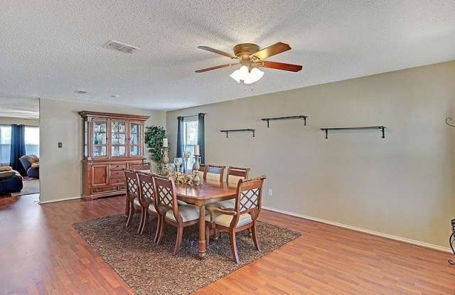 6039 Susanna Drive Gallery 4