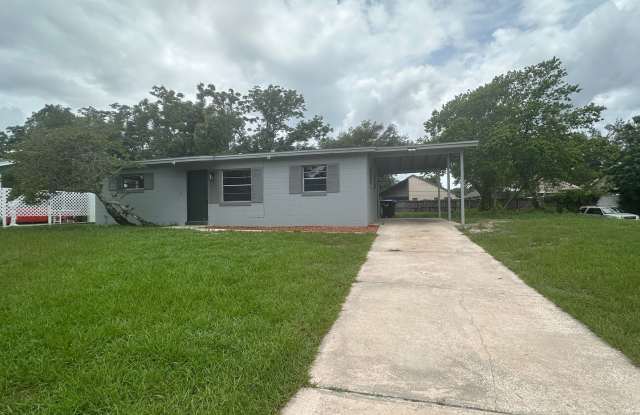 3 bedroom home with fenced yard photos photos