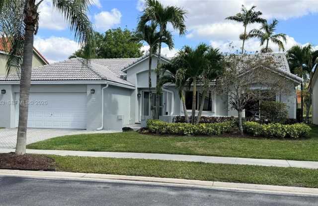 582 Spinnaker photos photos