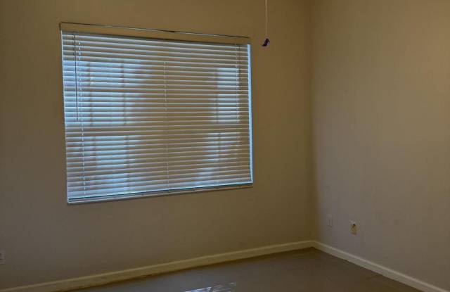 2264 Newport Isles Boulevard Gallery 4