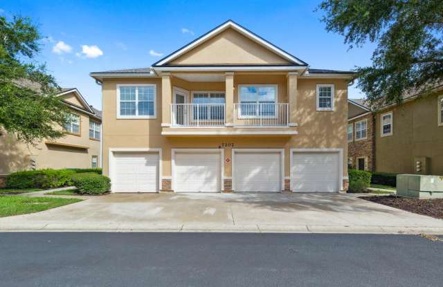 7202 Deerfoot Circle - 2 photos photos