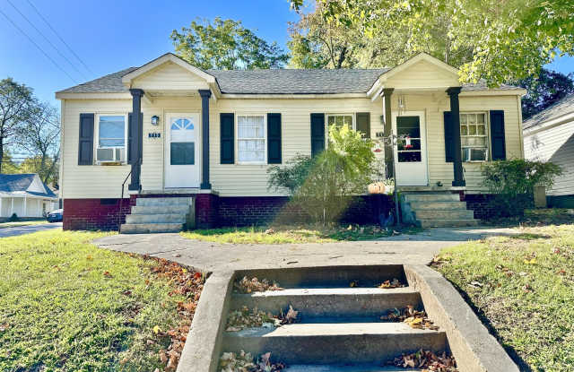 119 S 17th Avenue - 119 South 17th Avenue, Humboldt, TN 38343