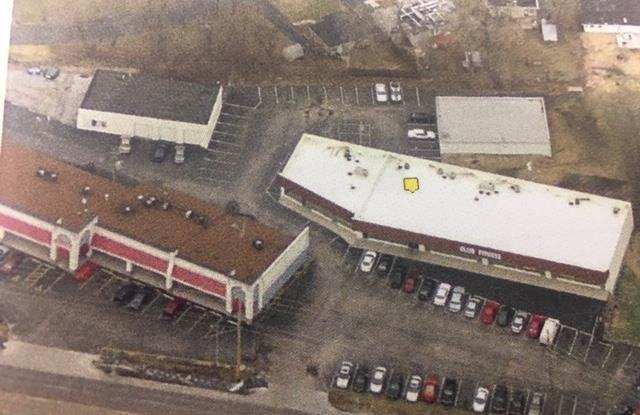 1143 North Highway 67 - 1143 N Highway 67 St, Florissant, MO 63031
