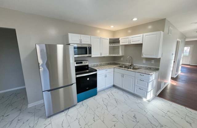 1126 4th Avenue - 1126 4th Avenue, Dayton, KY 41074