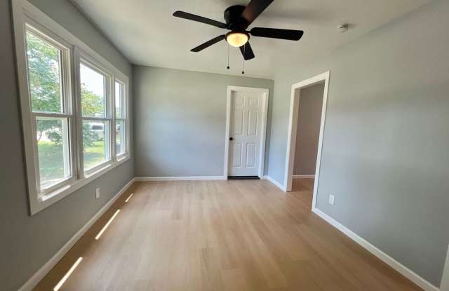✨ Cozy 3 Bedroom Home with Large Yard South OKC ✨ photos photos