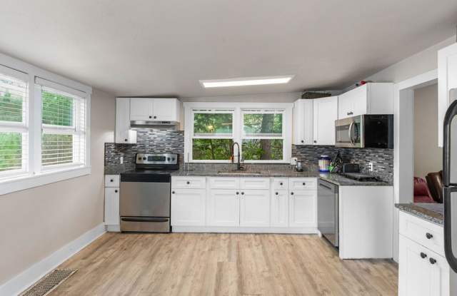 Students Welcome! Move-In Ready 4-Bedroom Home Near CSU Gallery 1