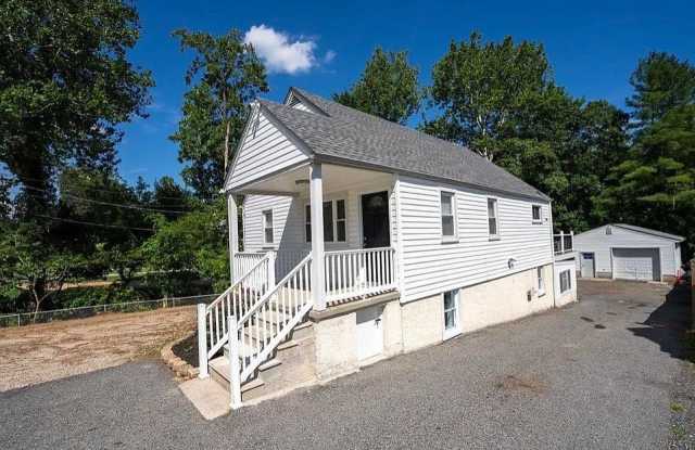 9929 HARFORD Road Gallery 1