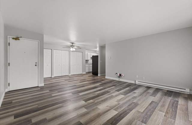 2 Bedroom 1 Bathroom Lower Gallery 4