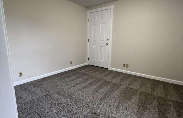 1869 Forsythe Lane photos photos