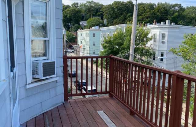 27 Montfern Ave. Gallery 4