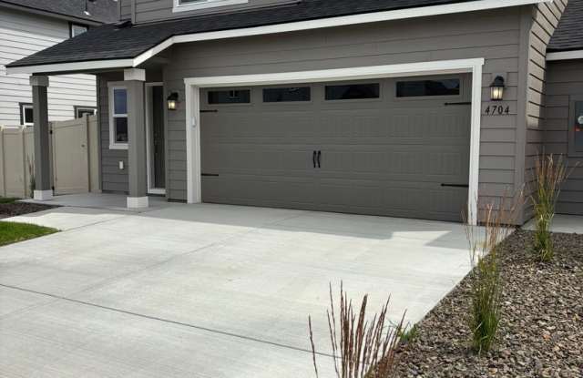 PRICE DROP!! MOVE IN SPECIAL! 3bd/2.5ba BRAND NEW Townhouse in West Valley! With MOVE - IN SPECIAL! photos photos