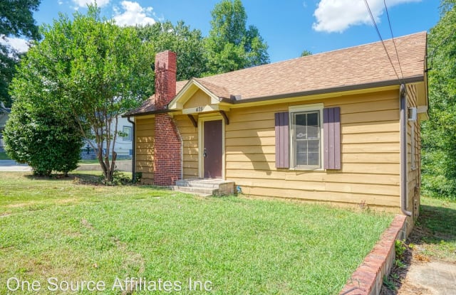 475 Lake Dr - 475 Lake Drive, Hapeville, GA 30354